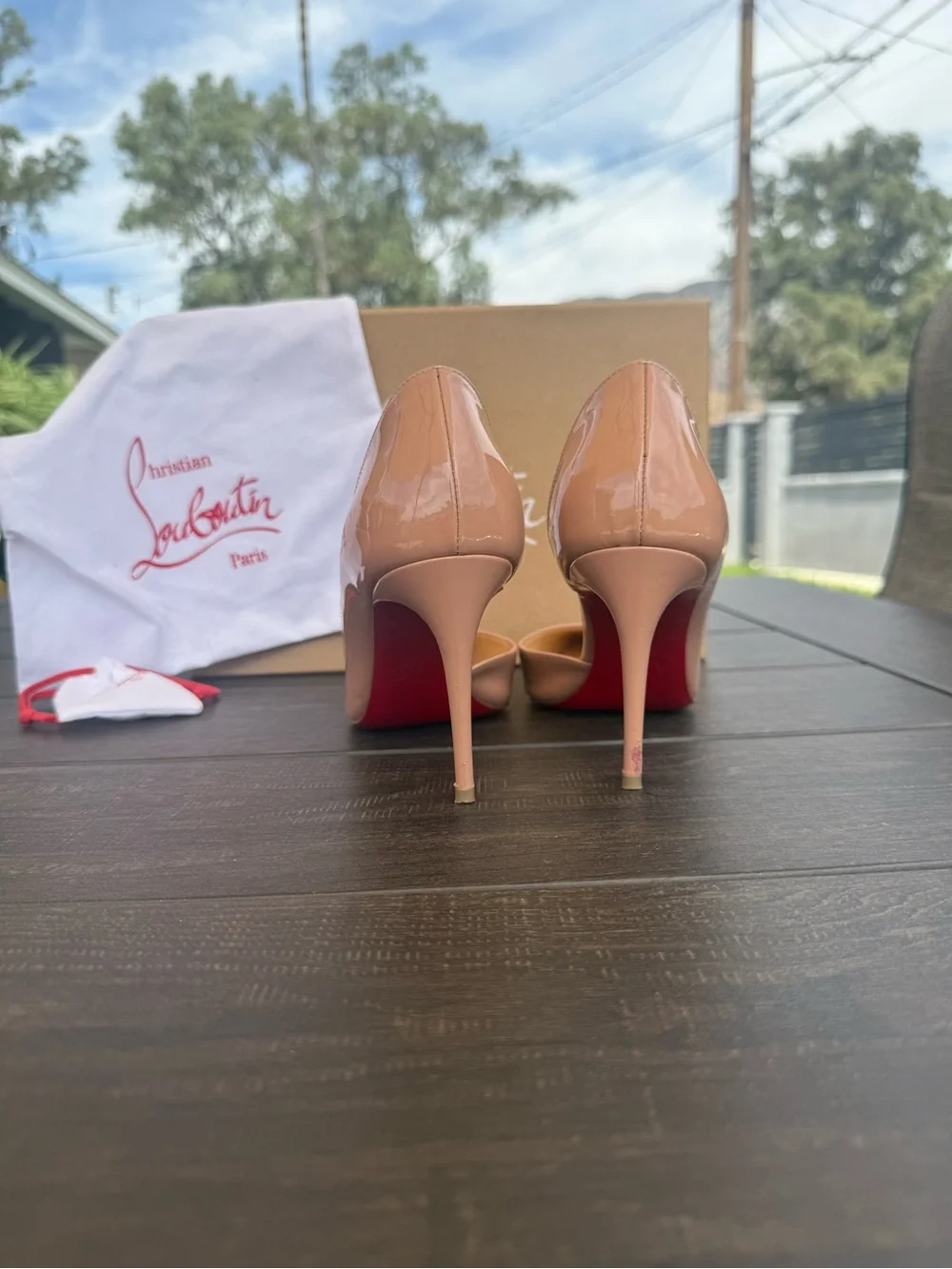 Christian Louboutin Iriza 85 Blush Nude Patent Pumps – Size 37.5